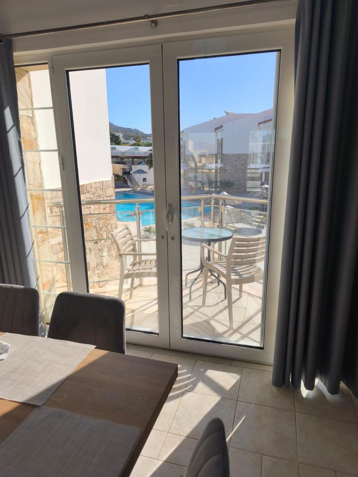 Grapevines Villas Makrygialos Exterior foto